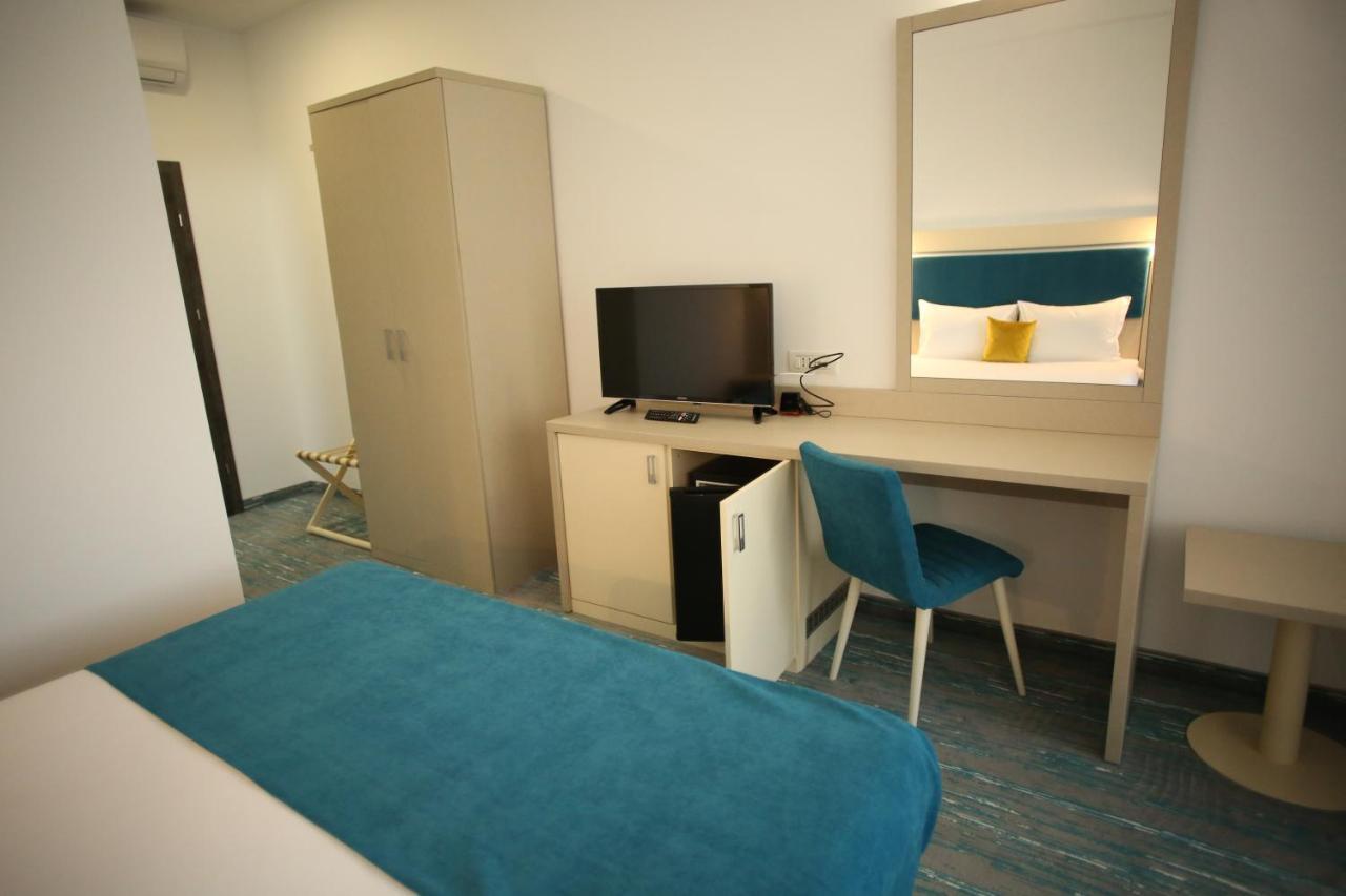 Hotel Popas Zodiac Jupiter Exterior foto